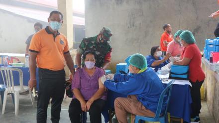 Antusias Masyarakat yang luar biasa, Vaksin Booster Desa Gobleg lampaui Sasaran